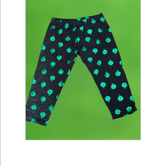 Leggings by No Boundaries with St. Patrick’s Day shamrock ☘️ design (M 7-9) - Picture 2 of 5